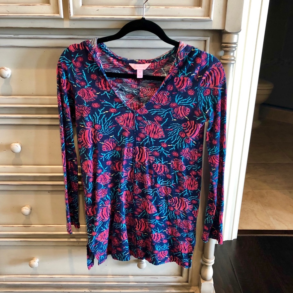 Lilly Pulitzer hooded pullover/beach cover up